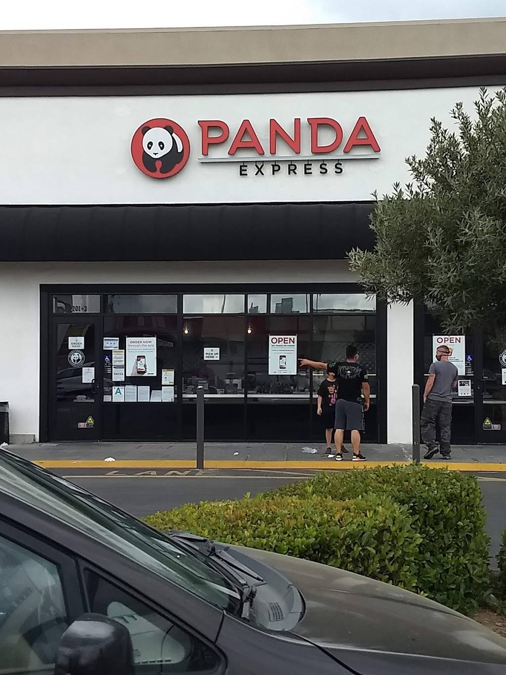 Panda Express | meal takeaway | 8201 CA-27, Canoga Park, CA 91304, USA | 8187462689 OR +1 818-746-2689