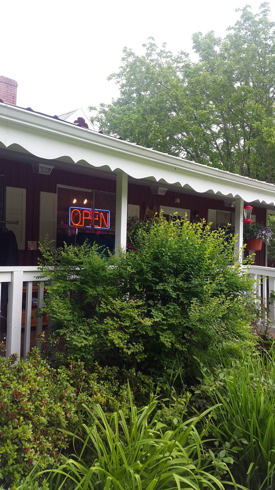 Pattys Place at 19 Mile House | restaurant | 9440 Spirit Lake Hwy, Toutle, WA 98649, USA | 3602748779 OR +1 360-274-8779