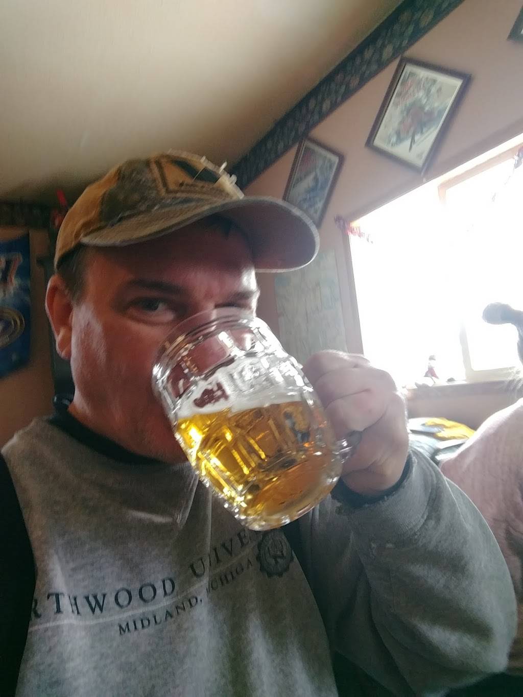 Swamp II | restaurant | 6549 N Old 27, Frederic, MI 49733, USA | 9893488816 OR +1 989-348-8816