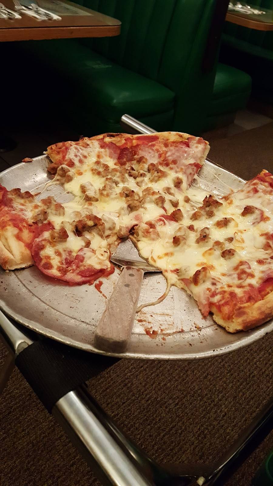 Sorrentos Pizza House | restaurant | 2428 S Western Ave, San Pedro, CA 90732, USA | 3108322820 OR +1 310-832-2820