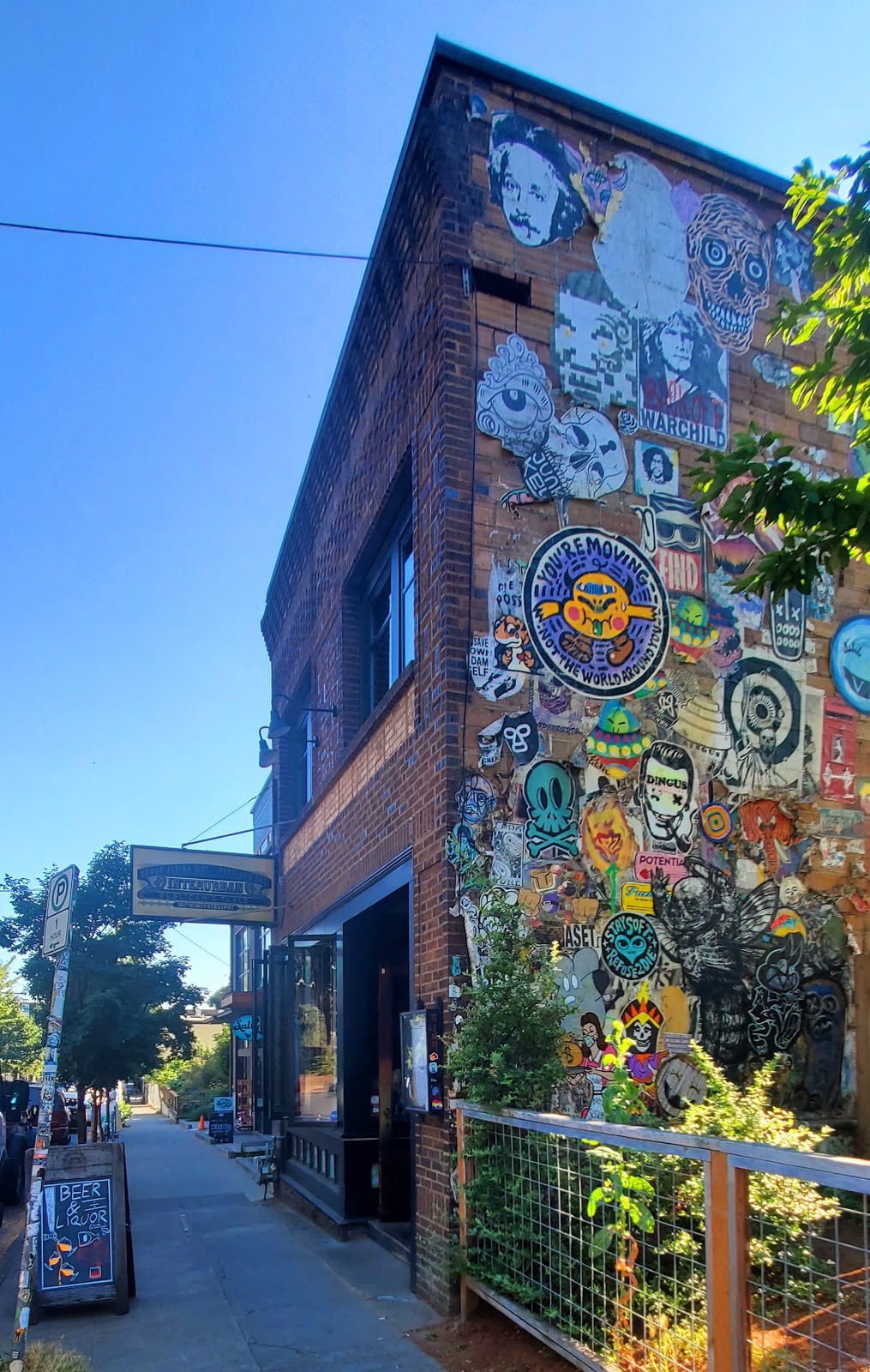 Interurban | restaurant | 4057 N Mississippi Ave, Portland, OR 97227, USA | 5032846669 OR +1 503-284-6669