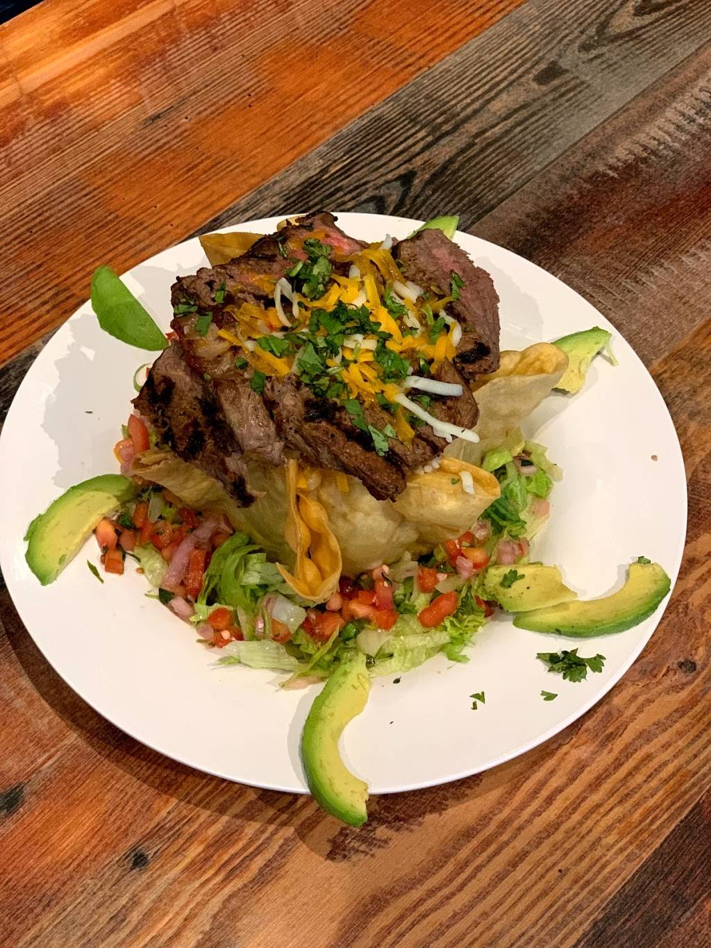 Off The Rock Tavern | restaurant | 7723 Collier Blvd Unit 306, Naples, FL 34114, USA | 2397747704 OR +1 239-774-7704