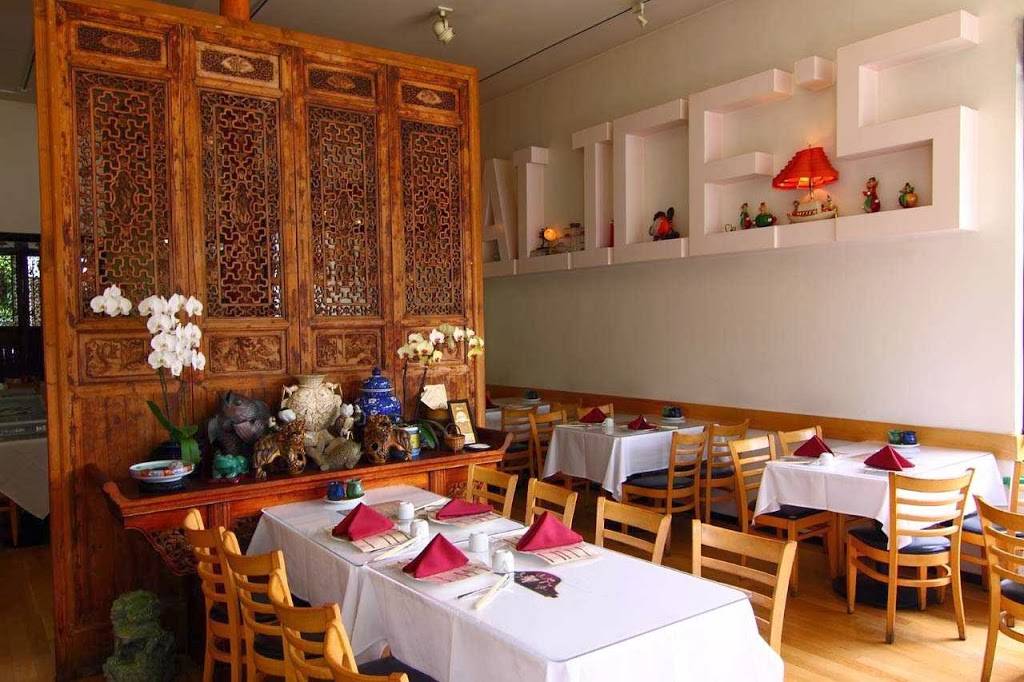 Alices | restaurant | 1599 Sanchez St, San Francisco, CA 94131, USA | 4152828999 OR +1 415-282-8999