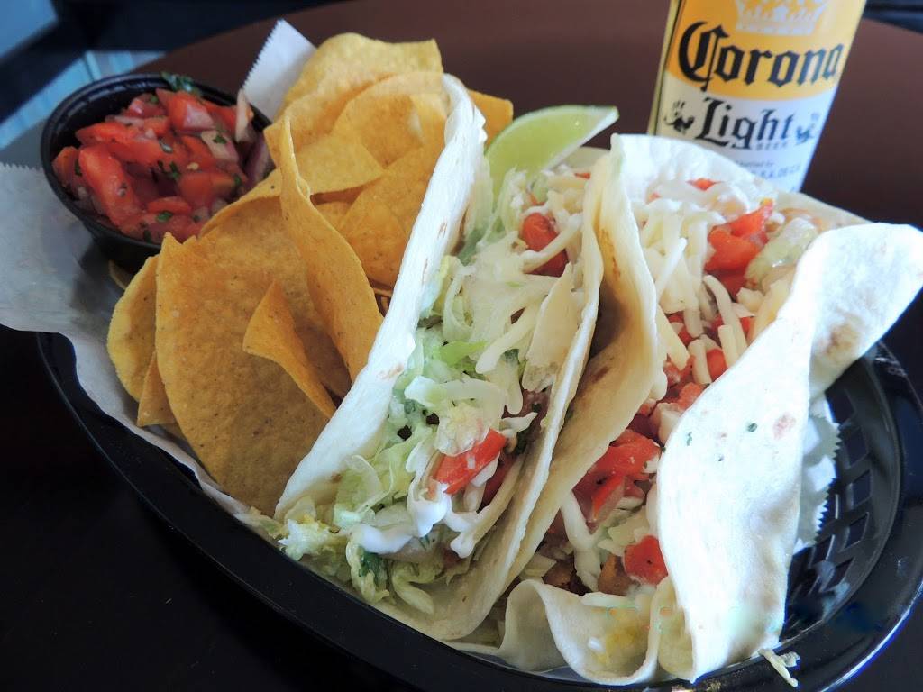 Burrito Famous | restaurant | 3412 W University Ave, Gainesville, FL 32607, USA | 3526726654 OR +1 352-672-6654