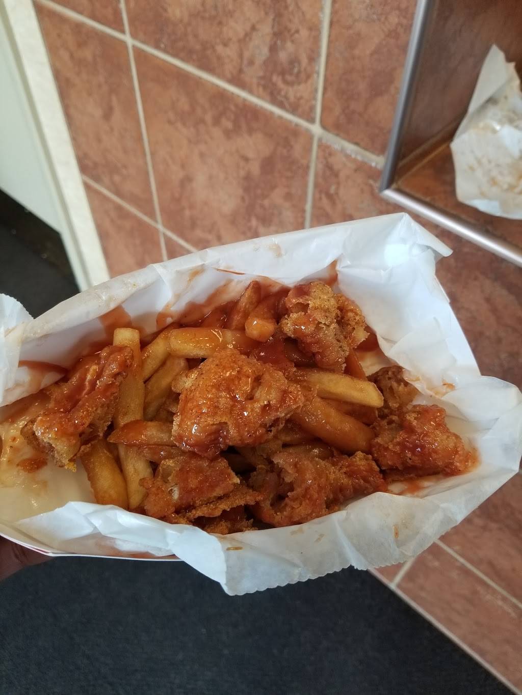 Harolds Chicken #16 | restaurant | 14515 Western Ave, Dixmoor, IL 60426, USA | 7083859211 OR +1 708-385-9211