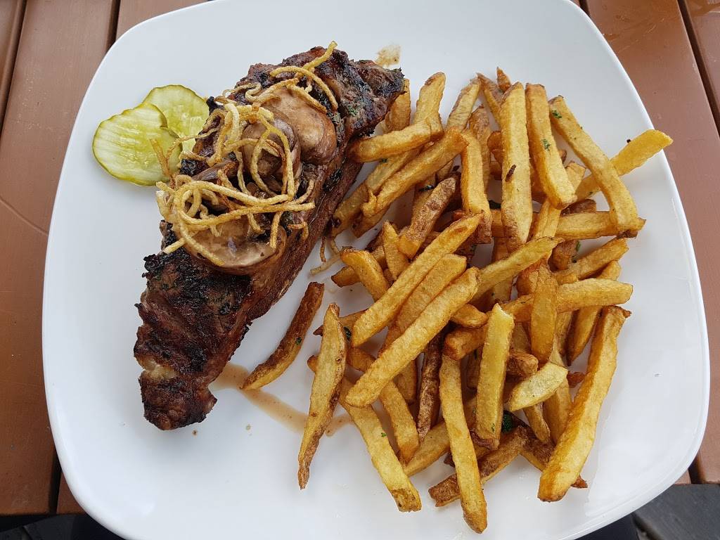 Stillwaters | restaurant | 61 Grand River St N, Paris, ON N3L 2M2, Canada | 5193023000 OR +1 519-302-3000