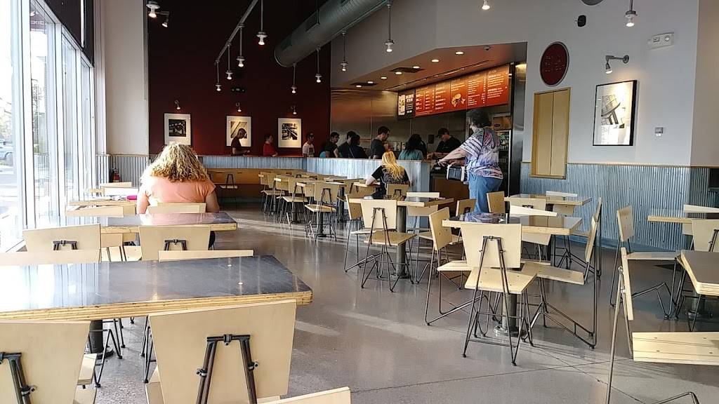 Chipotle Mexican Grill | restaurant | 2470 W Happy Valley Rd Ste 1181, Phoenix, AZ 85085, USA | 6232150900 OR +1 623-215-0900