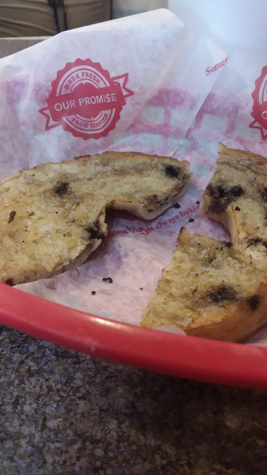 Big Apple Bagels | bakery | 318 S Saginaw Rd, Midland, MI 48640, USA | 9896312400 OR +1 989-631-2400