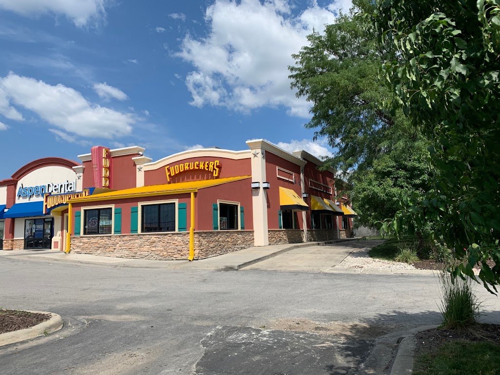 Fuddruckers | restaurant | 7059 Dodge St, Omaha, NE 68132, USA | 4029345745 OR +1 402-934-5745