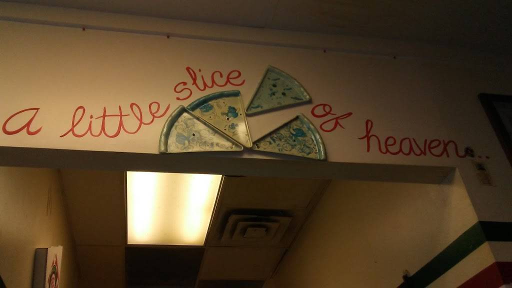 Markies Pizza | restaurant | 14401 E 9 Mile Rd, Warren, MI 48089, USA | 5867729580 OR +1 586-772-9580