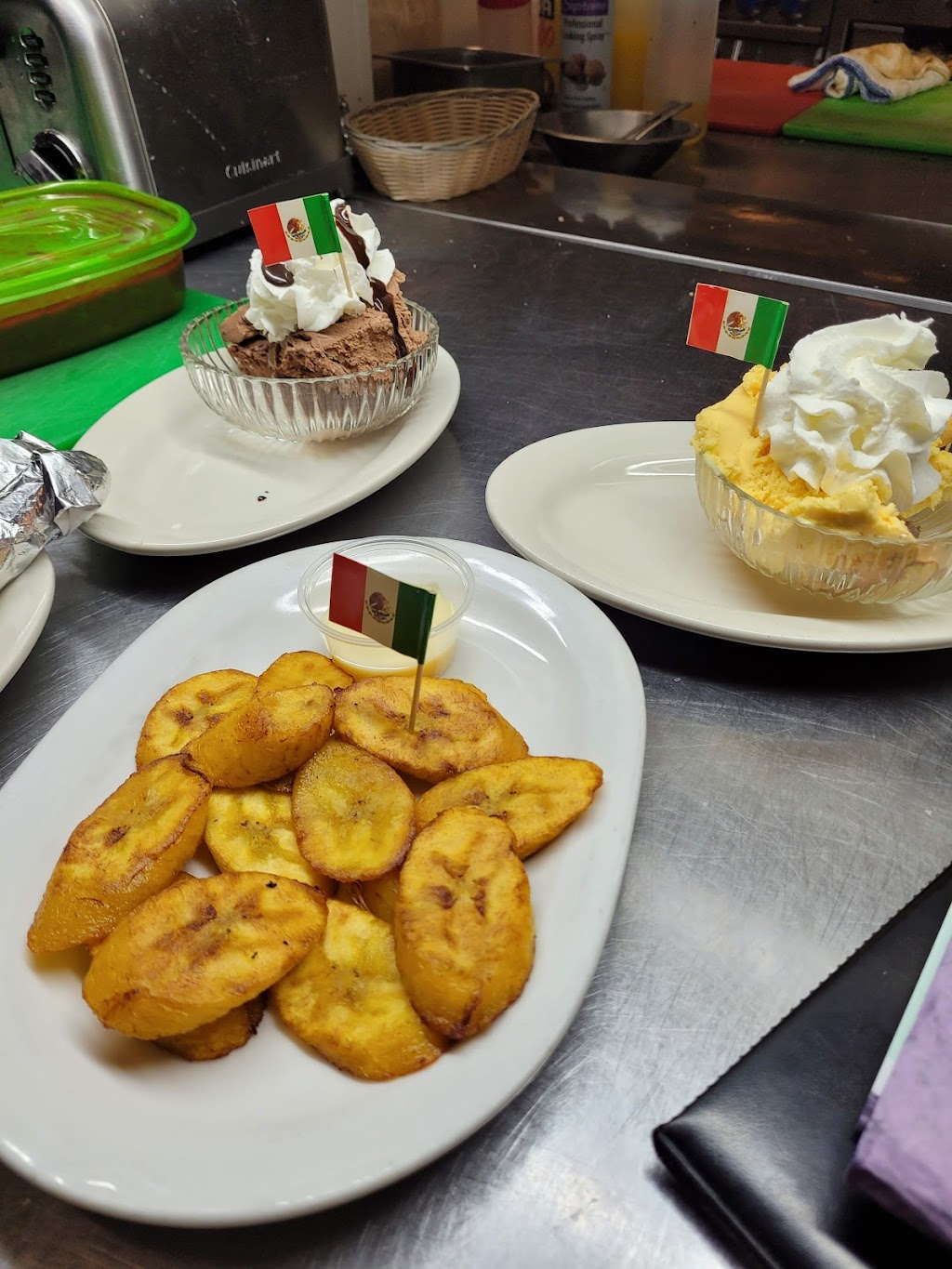 Kitchen Tex-Mex Restaurant | restaurant | 31 Monmouth St, Red Bank, NJ 07701, USA | 7325306663 OR +1 732-530-6663