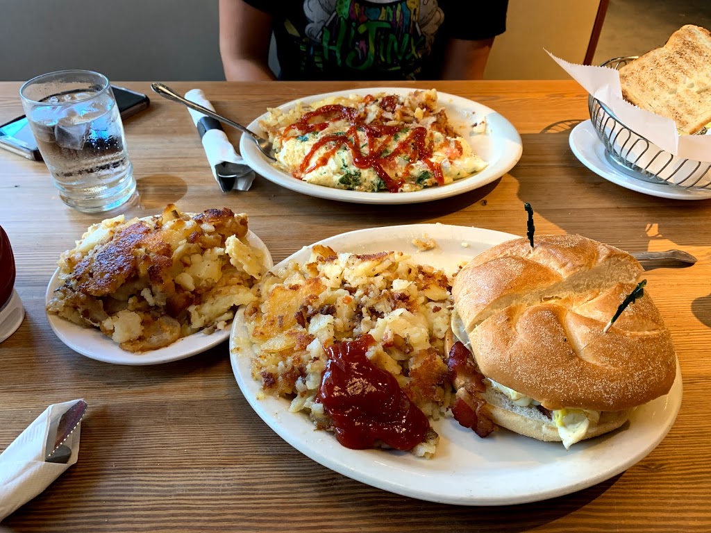 City Diner | restaurant | 521 S Broad St, Philadelphia, PA 19147, USA | 2153833330 OR +1 215-383-3330