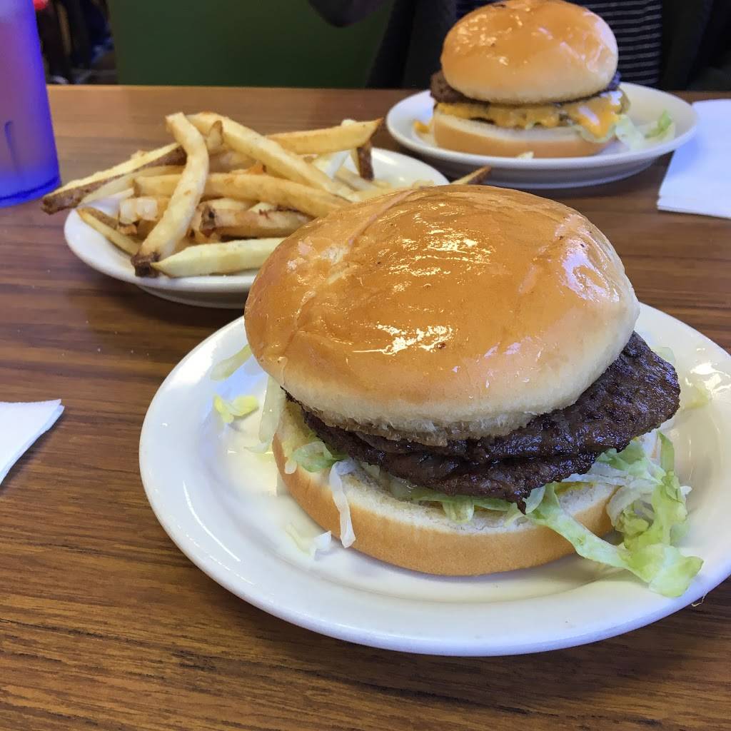 Brownies Hamburger Stand | restaurant | 2130 S Harvard Ave, Tulsa, OK 74114, USA | 9187440320 OR +1 918-744-0320