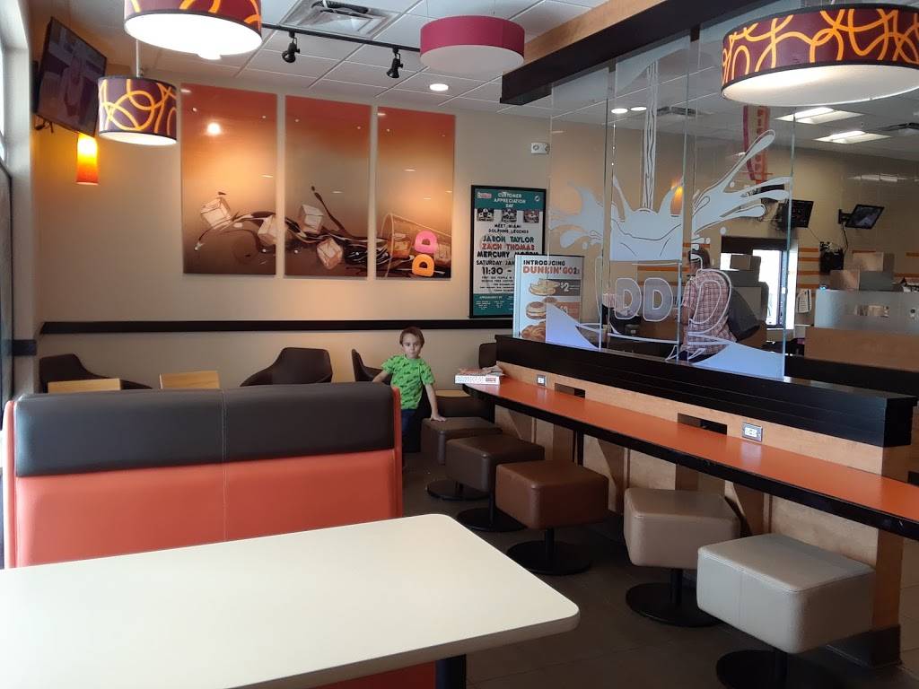 Dunkin | bakery | 15689 Southern Blvd, Loxahatchee, FL 33470, USA | 5614699337 OR +1 561-469-9337