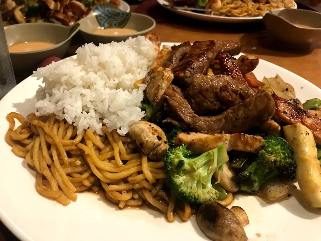 Crazy Sushi | restaurant | 4320 Deerwood Lake Pkwy #201, Jacksonville, FL 32223, USA | 9049989797 OR +1 904-998-9797