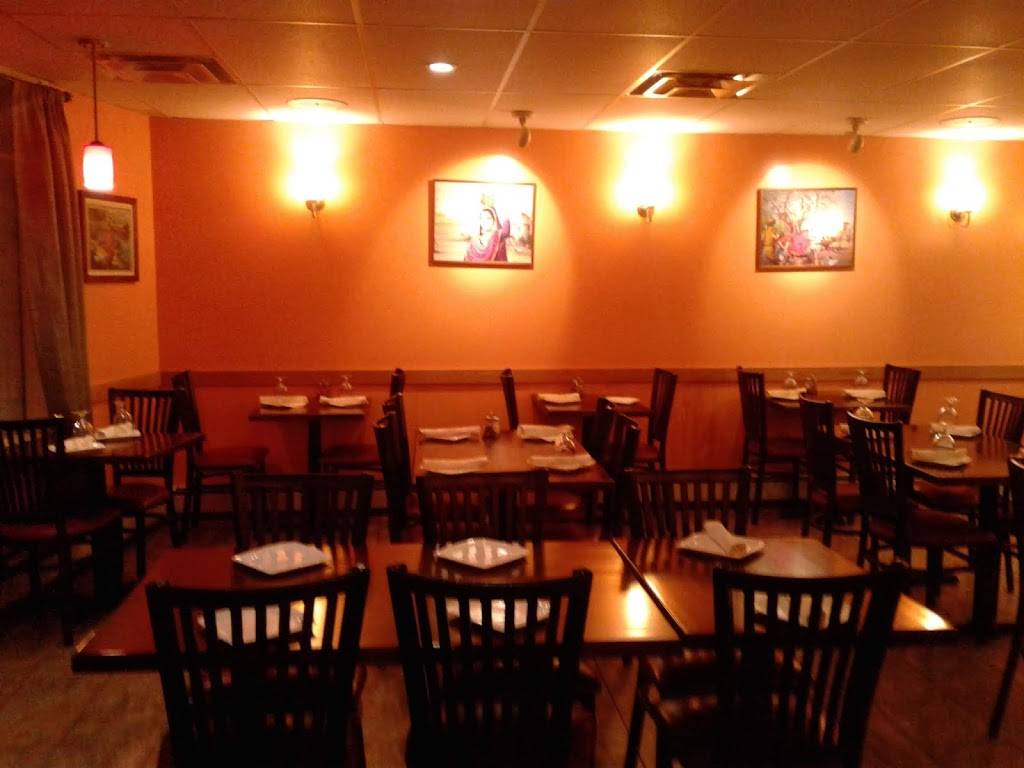 Tikki Masala | restaurant | 3706 Washington St, Jamaica Plain, MA 02130, USA | 6179422966 OR +1 617-942-2966