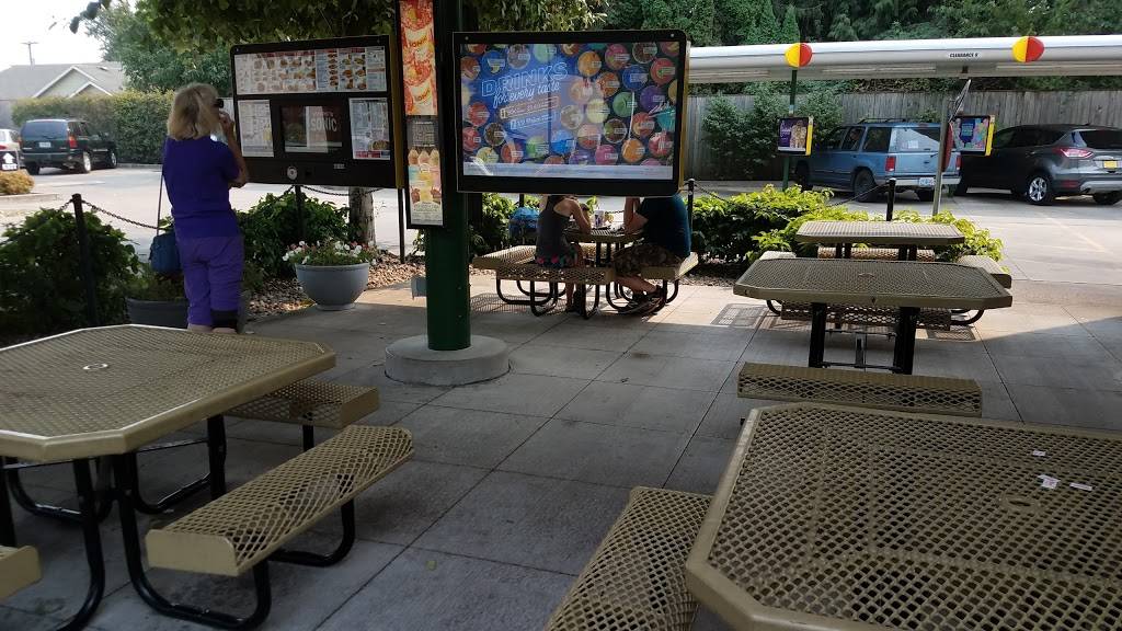 Sonic Drive-In | restaurant | 2043 Olympic St, Springfield, OR 97477, USA | 5412283840 OR +1 541-228-3840