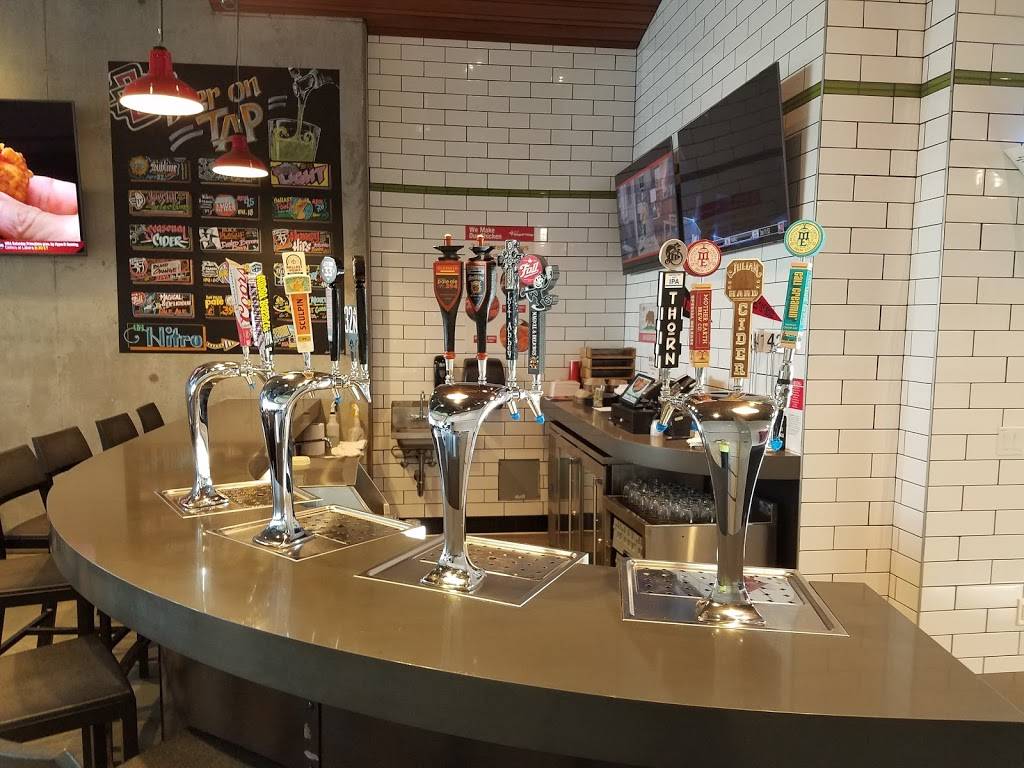 Epic Wings N Things | restaurant | 5120 College Ave #126, San Diego, CA 92115, USA | 6192863742 OR +1 619-286-3742