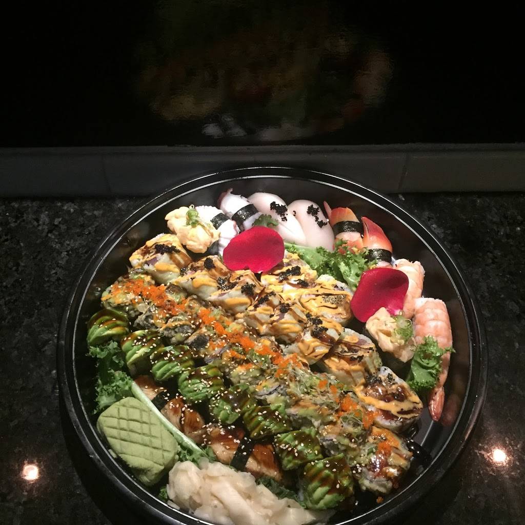 Kenkou Sushi Bar & Fusion | restaurant | 43 S Sutton Rd, Streamwood, IL 60107, USA | 6304830289 OR +1 630-483-0289