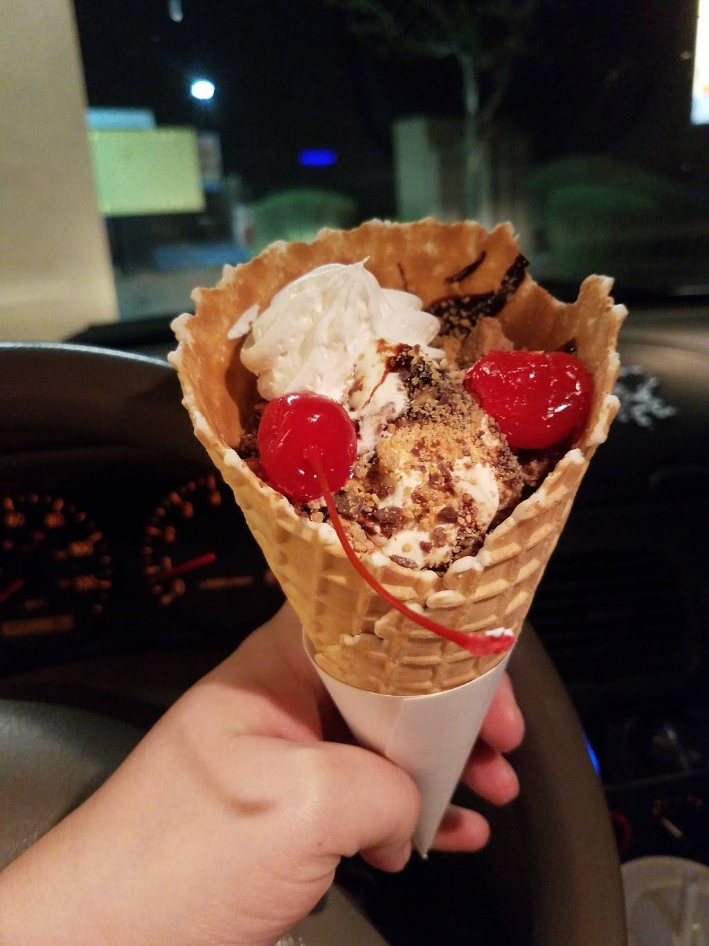 Sonic Drive-In | restaurant | 3310 W Bethany Home Rd, Phoenix, AZ 85017, USA | 6023361361 OR +1 602-336-1361