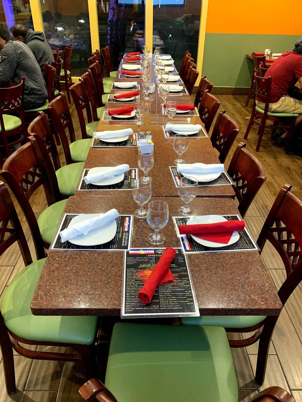 Luna de xelaju restaurant | restaurant | 180 Bellam Blvd, San Rafael, CA 94901, USA | 4152518000 OR +1 415-251-8000