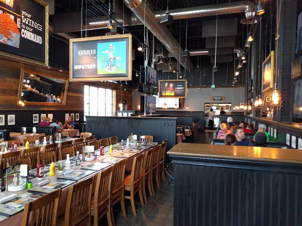 Jack Astors Bar & Grill | restaurant | 310 W Hunt Club Rd, Ottawa, ON K2E 0B7, Canada | 6132254686 OR +1 613-225-4686