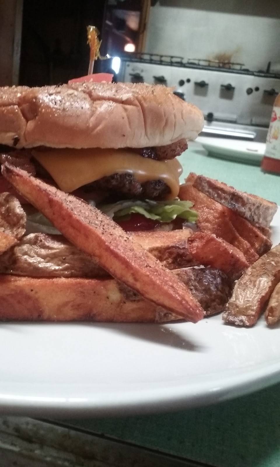 Hickory Hanks BBQ Pit & Catering | restaurant | 1123 Union St, Mishawaka, IN 46544, USA | 5742552790 OR +1 574-255-2790