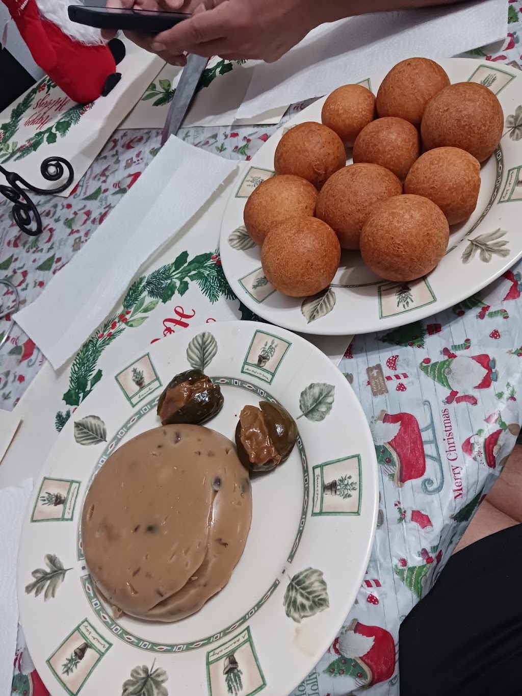 Buñuelos colombiano D y G | restaurant | 19700 Whitaker Dr, Humble, TX 77338, USA | 3463709368 OR +1 346-370-9368