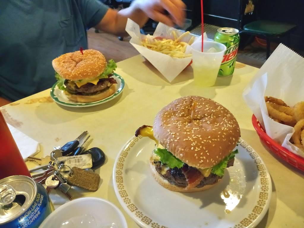 Port Hope Hotel | restaurant | 4405 Main St, Port Hope, MI 48468, USA | 9894284808 OR +1 989-428-4808