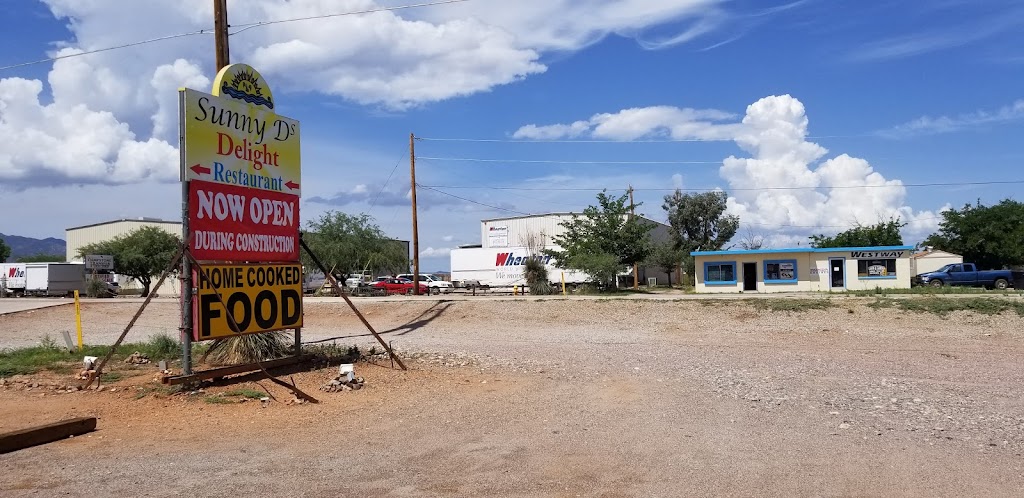 Sunny Ds Delight | cafe | 424 N Huachuca Blvd, Huachuca City, AZ 85616, USA | 5204561334 OR +1 520-456-1334