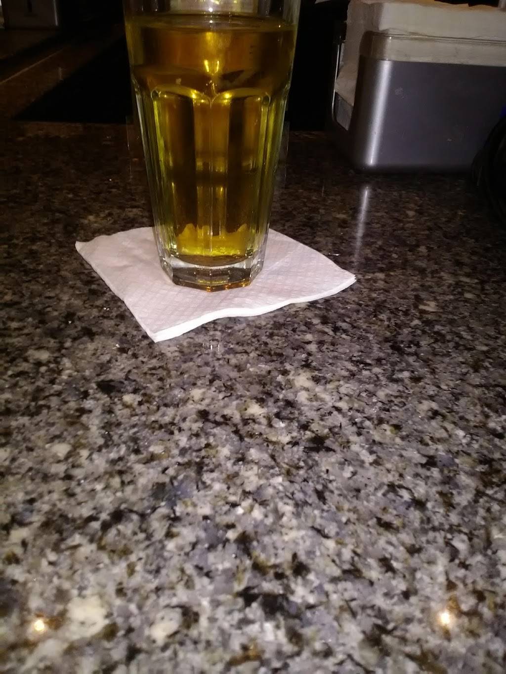 Captain Johns | restaurant | 333 Westford St, Lowell, MA 01851, USA | 9784580752 OR +1 978-458-0752