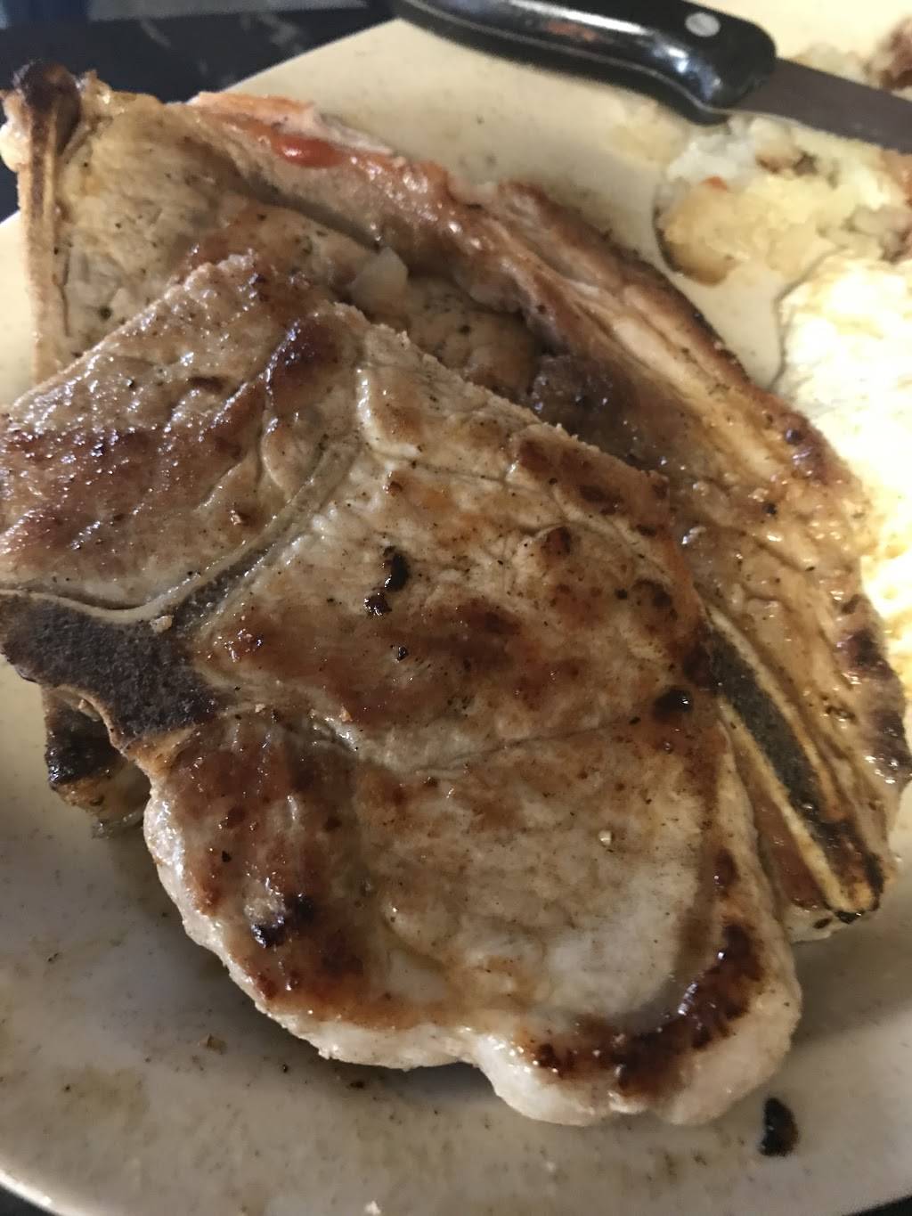 Debbies Restaurant | restaurant | 1102 NE Big Bend Trail, Glen Rose, TX 76043, USA | 2548974399 OR +1 254-897-4399