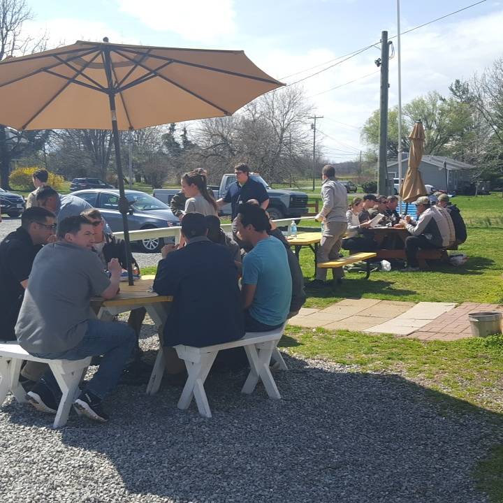 Railside Market | restaurant | 2871 Summit Point Rd, Summit Point, WV 25446, USA | 3047240012 OR +1 304-724-0012