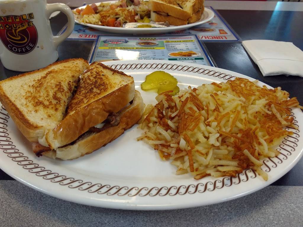 Waffle House | meal takeaway | 3009 Alcoa Hwy, Alcoa, TN 37701, USA | 8659839984 OR +1 865-983-9984