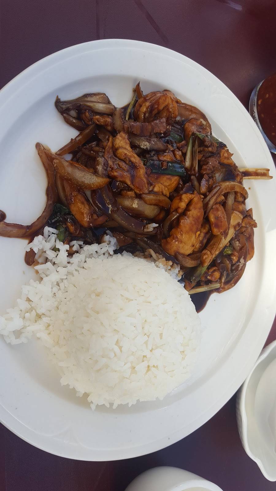 Saigon Restaurant | restaurant | 326 Frank H Ogawa Plaza, Oakland, CA 94608, USA | 5104654545 OR +1 510-465-4545