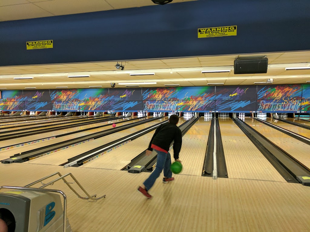 Bowlero Augusta | restaurant | 3067 Washington Rd, Augusta, GA 30907, USA | 7068601667 OR +1 706-860-1667