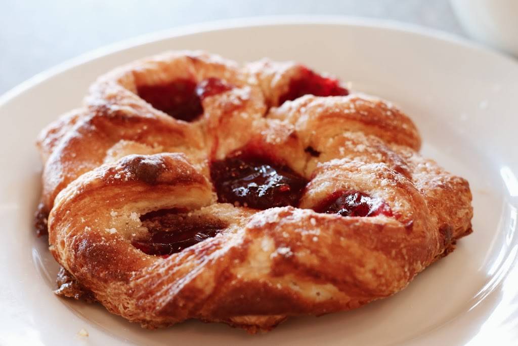 Petite Madeline Bakery | bakery | 223 N Coast Hwy, Oceanside, CA 92054, USA | 7602317300 OR +1 760-231-7300