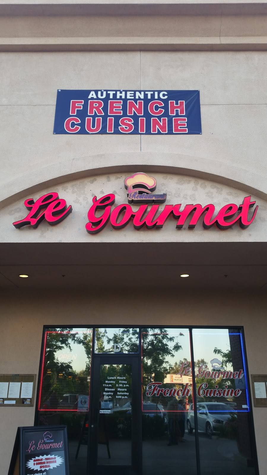 Le Gourmet | restaurant | 121 W Foothill Blvd d, Upland, CA 91786, USA | 9099811716 OR +1 909-981-1716