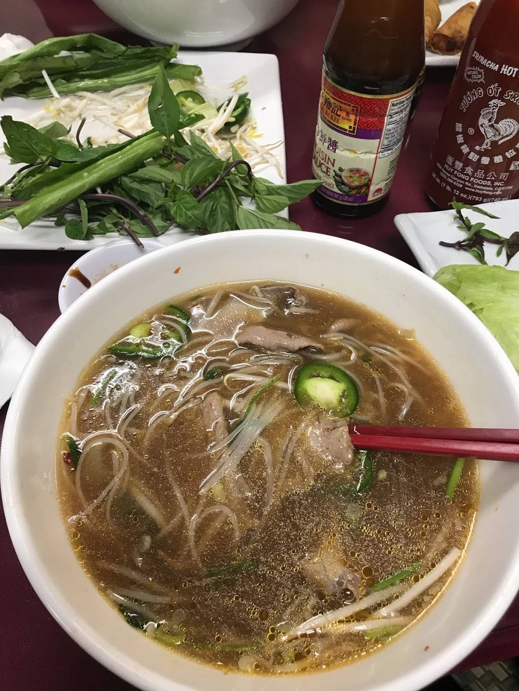 Huong Viet Vietnamese Restaurant | restaurant | 5286 W Colonial Dr, Orlando, FL 32808, USA | 4077309835 OR +1 407-730-9835