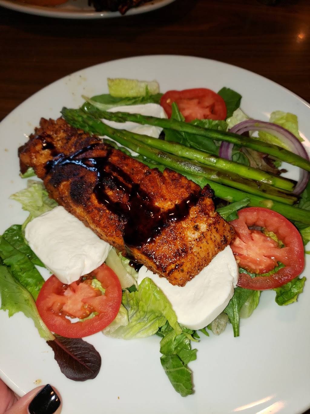 Luckys Steakhouse | restaurant | 10098 Lapeer Rd, Davison, MI 48423, USA | 8106534300 OR +1 810-653-4300