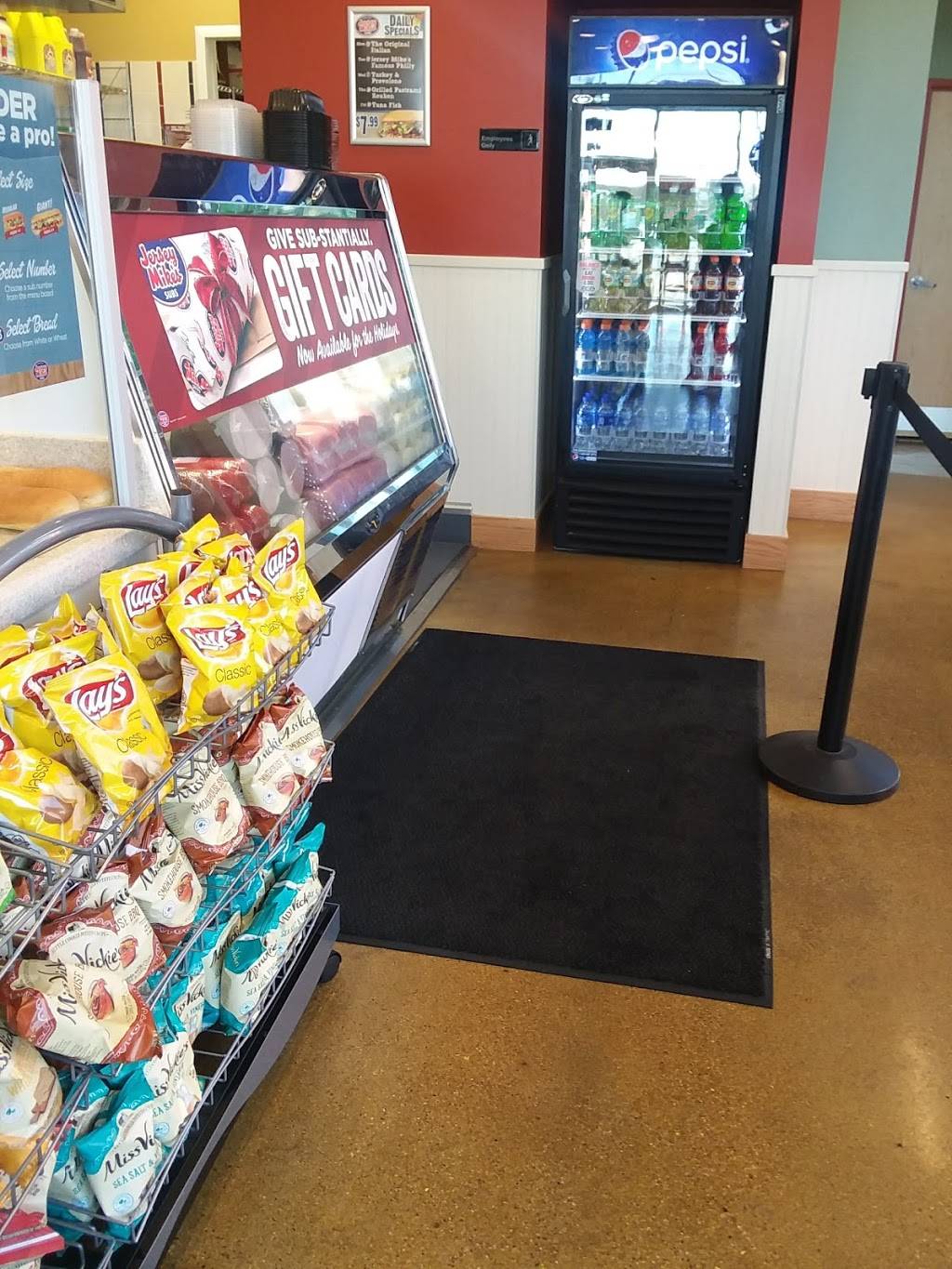 Jersey Mikes Subs | restaurant | 13422 S Cicero Ave, Crestwood, IL 60445, USA | 7086902252 OR +1 708-690-2252