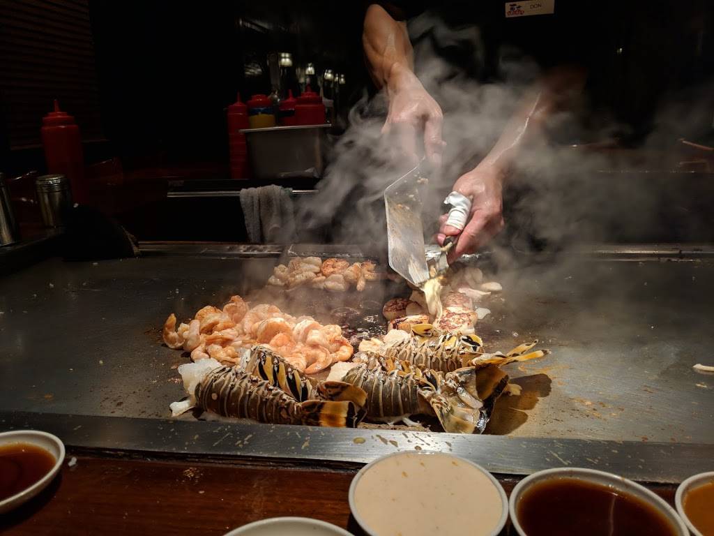 Daruma Japanese Steakhouse | restaurant | 9300 The Landing Dr, Douglasville, GA 30135, USA | 7704891285 OR +1 770-489-1285