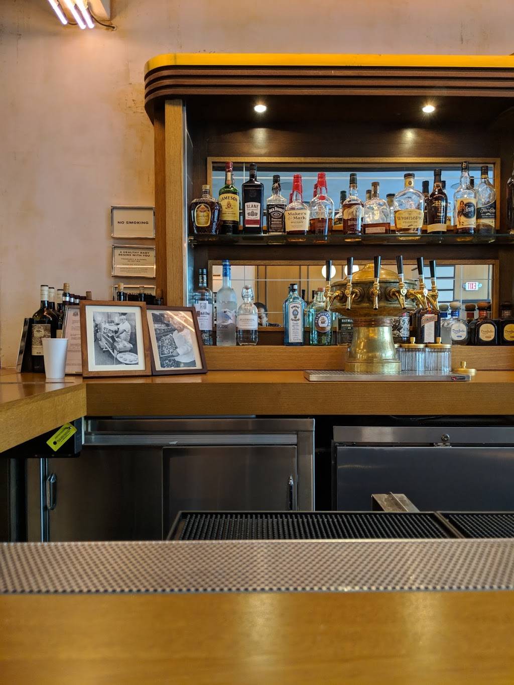 Giuseppe & Sons | restaurant | 1523 Sansom St, Philadelphia, PA 19102, USA | 2153999199 OR +1 215-399-9199