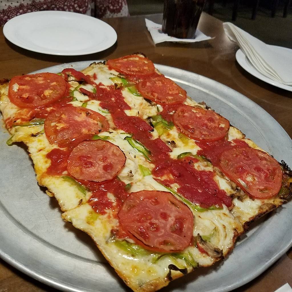 Buddys Pizza | meal takeaway | 44225 West 12 Mile Road, Novi, MI 48377, USA | 2486750881 OR +1 248-675-0881