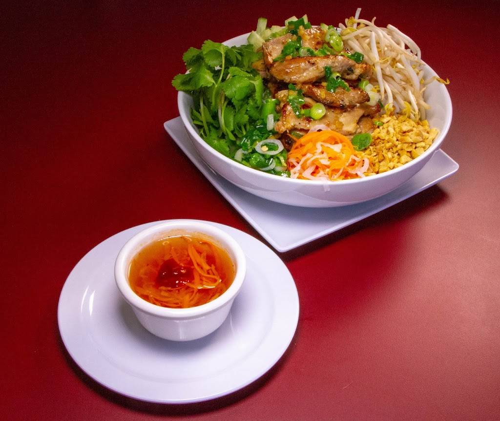 P. King Authentic Chinese Food | restaurant | 13111 Farm to Market Rd 529, Houston, TX 77041, USA | 8322882195 OR +1 832-288-2195