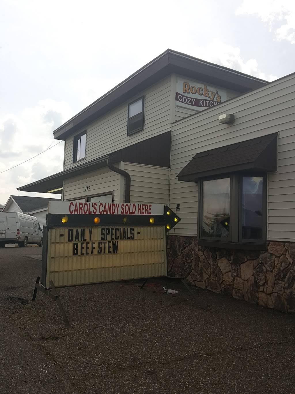 Rockys Cozy Kitchen | restaurant | 145 S 8th St, Medford, WI 54451, USA | 7157482434 OR +1 715-748-2434
