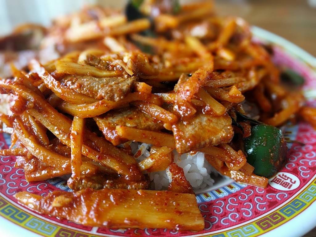 Magic Kitchen | restaurant | 115 N Lewis St, Springfield, IL 62702, USA | 2175256975 OR +1 217-525-6975