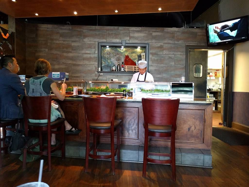 SUSHI GO | restaurant | 247 N Main St, Greenville, SC 29601, USA | 8646311145 OR +1 864-631-1145