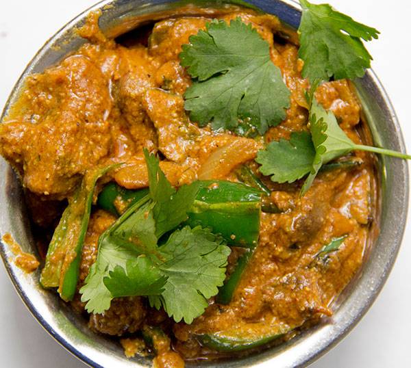 Saravanaa Bhavan | restaurant | 4559 Hurontario St #12B, Mississauga, ON L4Z 3L9, Canada | 9052900769 OR +1 905-290-0769