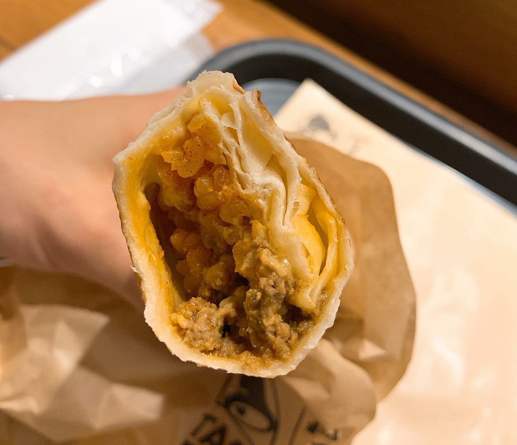 Taco Bell | meal takeaway | 644 Yonge St, Barrie, ON L4N 4E6, Canada | 7057197467 OR +1 705-719-7467